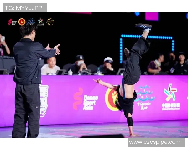 运动数据南京街舞队在世界攀岩锦标赛中以88分稳居积分榜首位